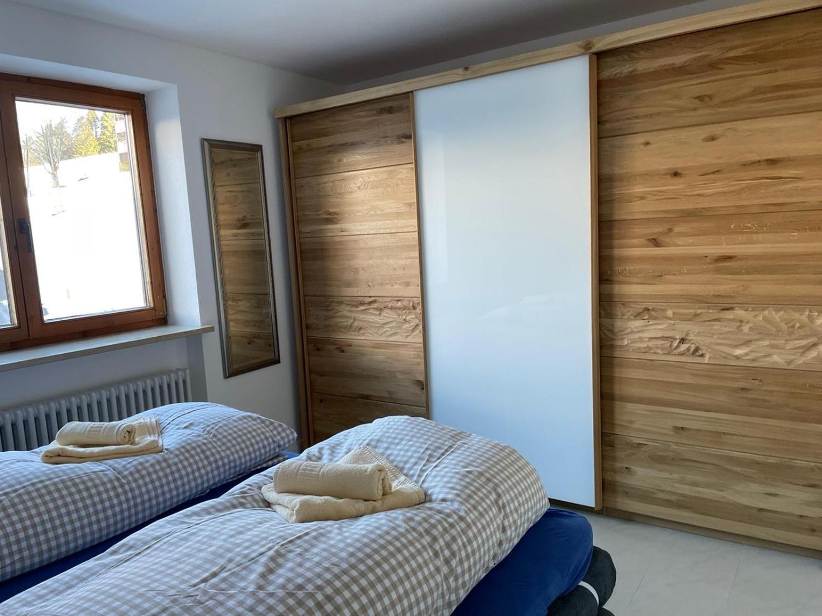 Ferienwohnung Oberallgaeu Ferienpark Mit Schwimmbad Missen Wilhams Ruang foto